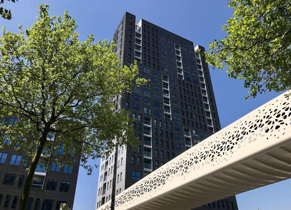 Uniek Appartement - Mooiste En Hoogste Uitzicht Op Antwerpen! - Incl Gratis Parking Exterior photo